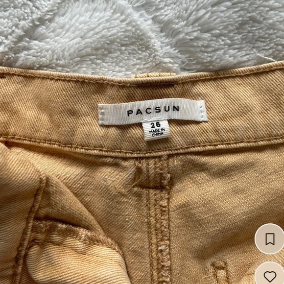 Pacsun cargo tan shorts/ barely worn/ size 26 - Picture 3 of 3